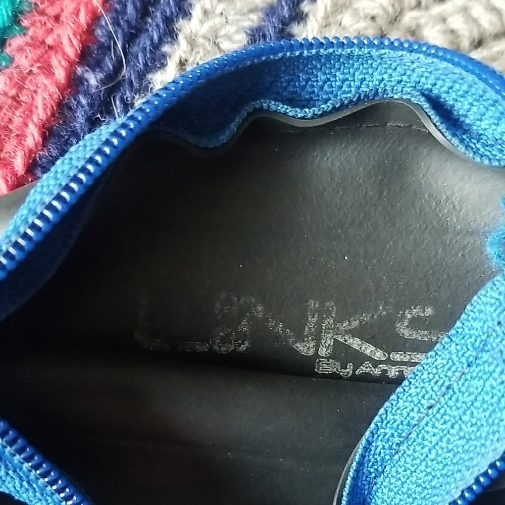Small Zip Pouch, Upcycled Inner Tube bag
